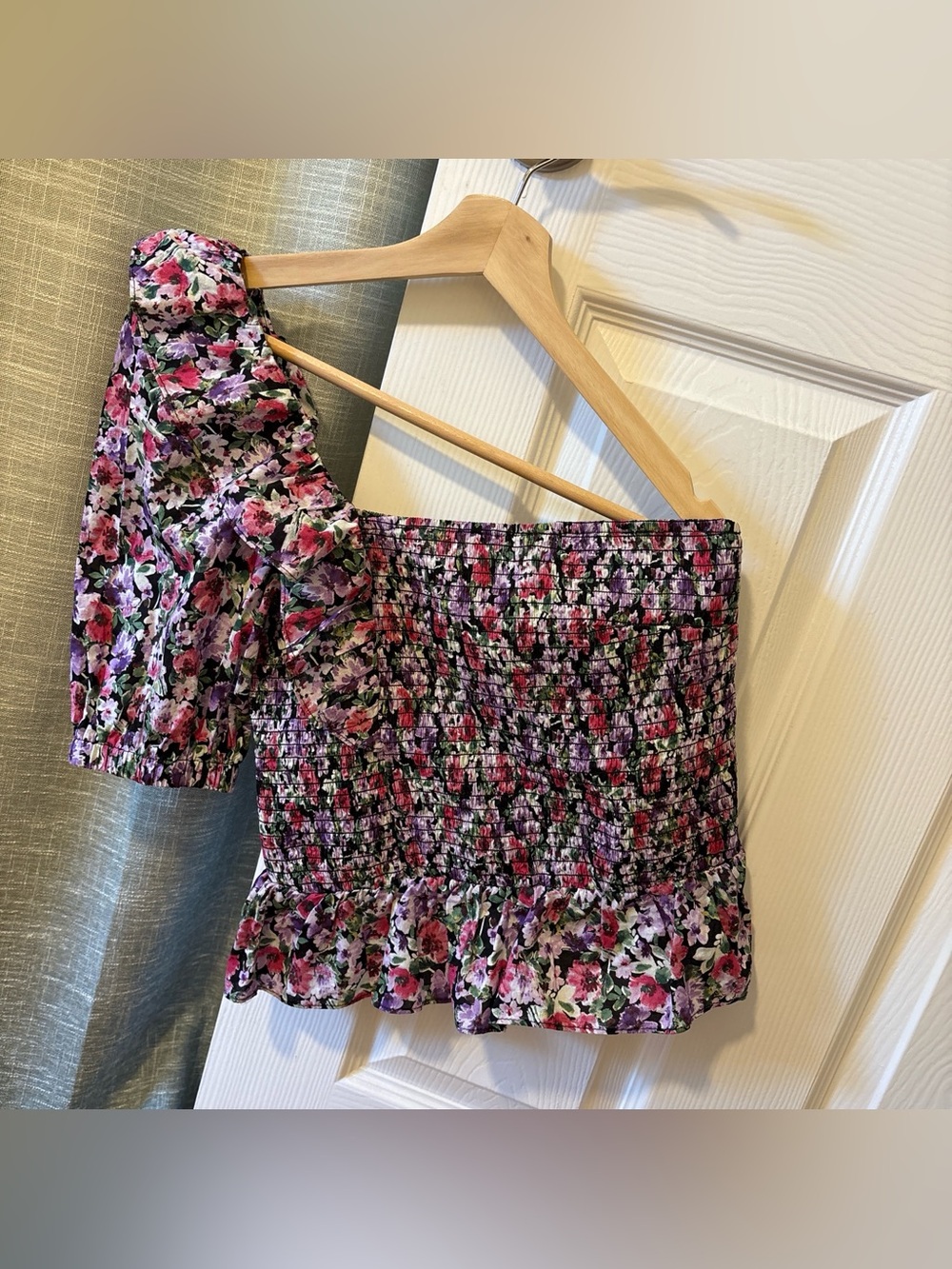 DO+BE Floral One-Shoulder Smocked Crop Top in Purple, Pink, Green